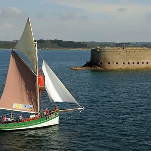 La Maison D'henriette Guest house Morlaix