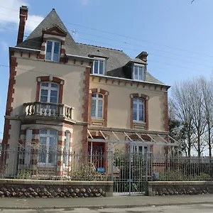 Ker Alinec Bed & Breakfast Paimpol